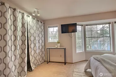 10233 NE 129th Lane #8, Kirkland, WA 98034 - Photo 11