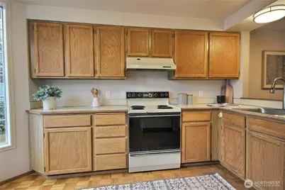 10233 NE 129th Lane #8, Kirkland, WA 98034 - Photo 7