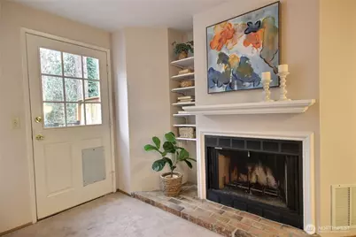 10233 NE 129th Lane #8, Kirkland, WA 98034 - Photo 9