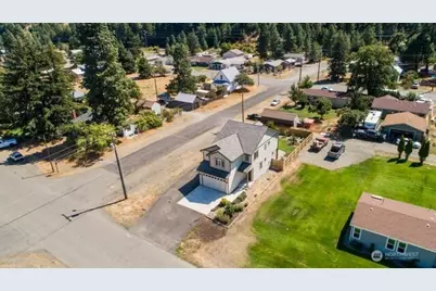 501 Cleveland Avenue, South Cle Elum, WA 98943 - Photo 1