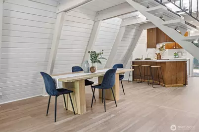 2077 Little Mountain Road, Mount Vernon, WA 98274 - Photo 9