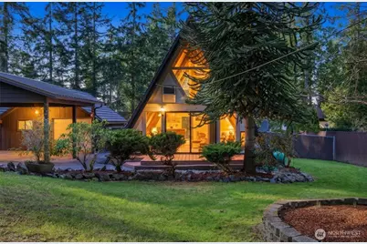 2077 Little Mountain Road, Mount Vernon, WA 98274 - Photo 1