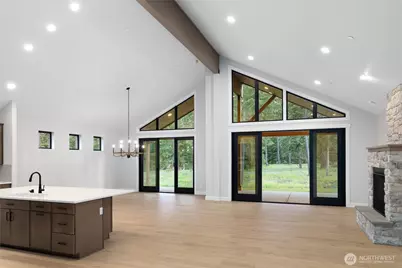 1001 Domerie Park Loop, Cle Elum, WA 98922 - Photo 11