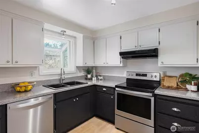 2037 NE Ridgewood Drive, Poulsbo, WA 98370 - Photo 11