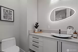 904 N 33rd Pl, Renton, WA 98056 - Photo 15