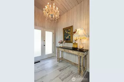 3510 W Commodore Way, Seattle, WA 98199 - Photo 5