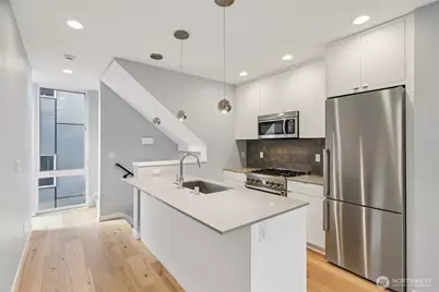 1117 NW 56th Street #D, Seattle, WA 98107 - Photo 5