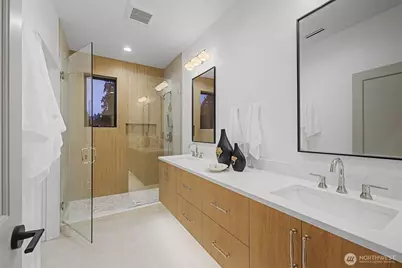 14515 SE 20th Place, Bellevue, WA 98007 - Photo 17