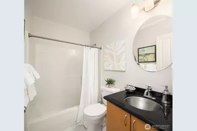 18247 NE 96th Way #104, Redmond, WA 98052 - Photo 9