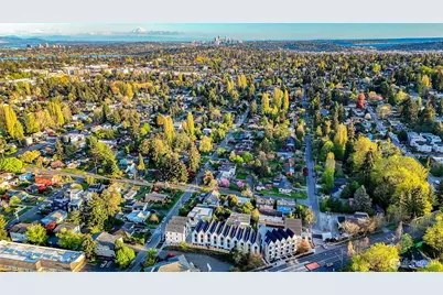 9748 A Holman Road NW, Seattle, WA 98117 - Photo 23