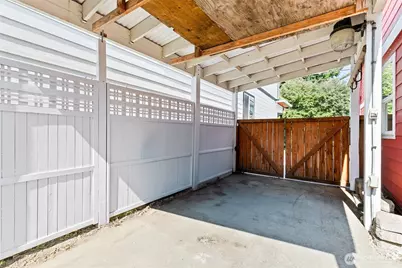 1913 E Spruce Street, Seattle, WA 98122 - Photo 31