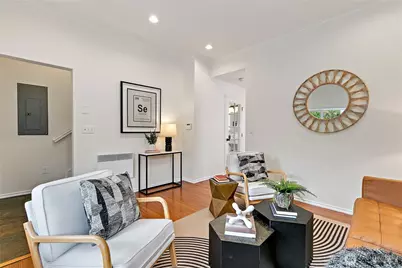 1913 E Spruce Street, Seattle, WA 98122 - Photo 5