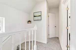 1913 E Spruce St, Seattle, WA 98122 - Photo 17