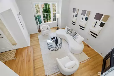 2401 N 65th Street, Seattle, WA 98103 - Photo 9