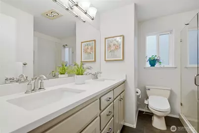 2401 N 65th Street, Seattle, WA 98103 - Photo 17