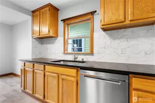 913 N Ainsworth Ave, Tacoma, WA 98403 - Photo 17