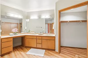 620 W Mercer Pl, Seattle, WA 98119 - Photo 25