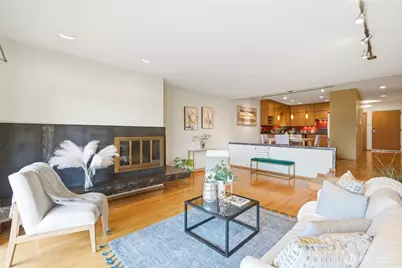 620 W Mercer Place #2B, Seattle, WA 98119 - Photo 21