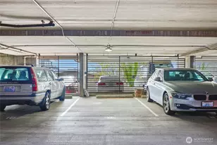 620 W Mercer Pl, Seattle, WA 98119 - Photo 33