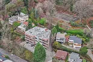 620 W Mercer Pl, Seattle, WA 98119 - Photo 27