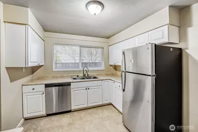 359 Del Monte Avenue, Fircrest, WA 98466 - Photo 5