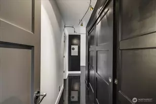 2100 3rd Ave, Seattle, WA 98101 - Photo 17