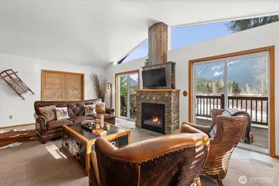 661 E Hyak Drive, Snoqualmie Pass, WA 98068 - Photo 11