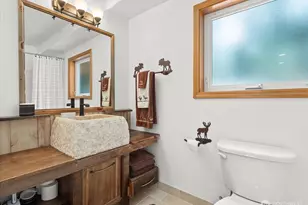 661 E Hyak Dr, Snoqualmie Pass, WA 98068 - Photo 7