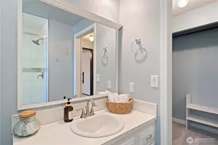 2234 NE Goldenrod Ave, Bremerton, WA 98311 - Photo 29