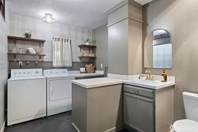 2234 NE Goldenrod Avenue, Bremerton, WA 98311 - Photo 37