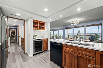 3016 N Narrows Drive #215, Tacoma, WA 98407 - Photo 9