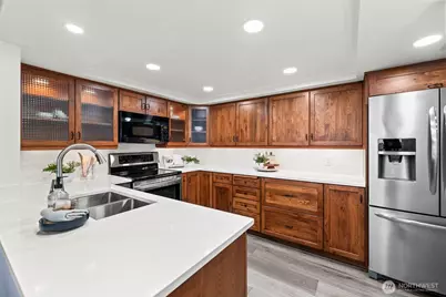 3016 N Narrows Drive #215, Tacoma, WA 98407 - Photo 5