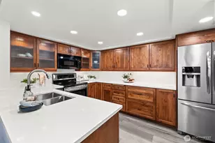 3016 N Narrows Dr, Tacoma, WA 98407 - Photo 5