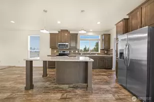1120 S 25th St, Mount Vernon, WA 98274 - Photo 3