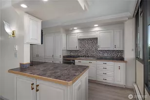 1910 Evergreen Park Dr SW, Olympia, WA 98502 - Photo 35