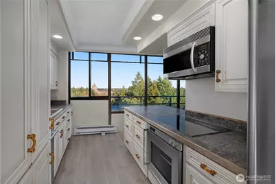 1910 Evergreen Park Drive SW #903, Olympia, WA 98502 - Photo 9