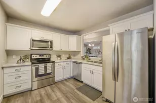 12830 37th Ave S, Tukwila, WA 98168 - Photo 11