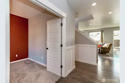 6820 9th Street E, Fife, WA 98424 - Photo 3