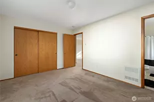 161 W Whidbey Ave, Oak Harbor, WA 98277 - Photo 21