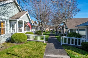 161 W Whidbey Ave, Oak Harbor, WA 98277 - Photo 3