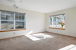 161 W Whidbey Ave, Oak Harbor, WA 98277 - Photo 11