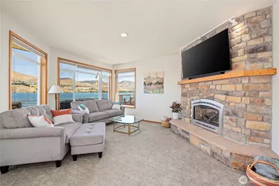 2031 W Terrace Avenue, Chelan, WA 98816 - Photo 17