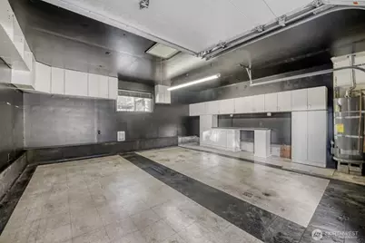 9632 S 216th St, Kent, WA 98031 - Photo 3