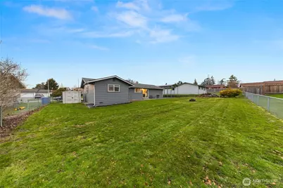 882 SW McCrohan Street, Oak Harbor, WA 98277 - Photo 29