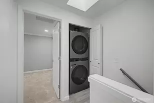 8013 NE 177th Ct, Kenmore, WA 98028 - Photo 9