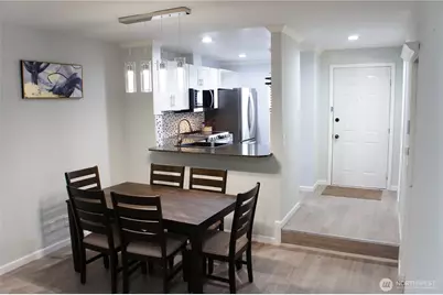 8013 NE 177th Ct #402, Kenmore, WA 98028 - Photo 3