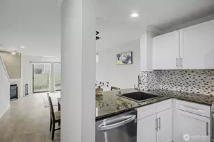 8013 NE 177th Ct, Kenmore, WA 98028 - Photo 7
