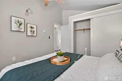 2422 McGregor Drive SE, Port Orchard, WA 98366 - Photo 23