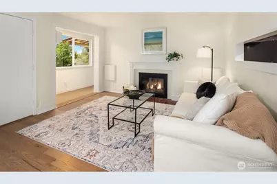 6833 47th Avenue NE, Seattle, WA 98115 - Photo 3