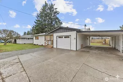 1917 Grove Street, Marysville, WA 98270 - Photo 3